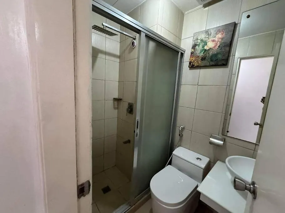 Birch Tower A3 Front Of Robinson Mla Freepool Apartment Manila
