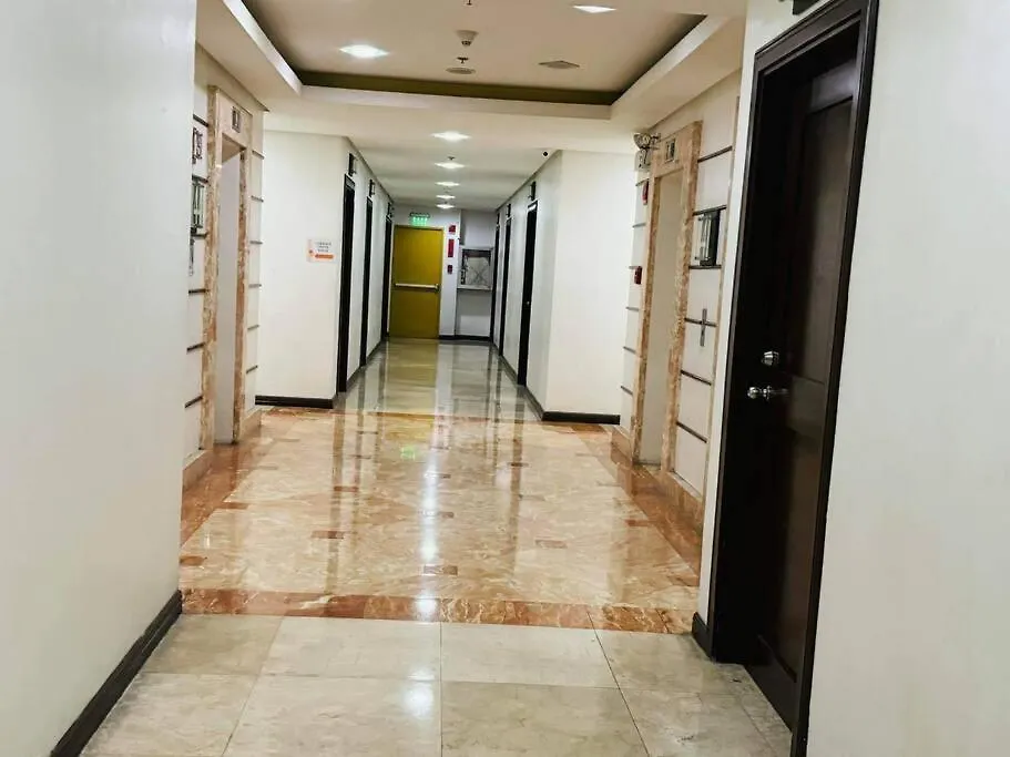 Birch Tower A3 Front Of Robinson Mla Freepool Apartment Manila