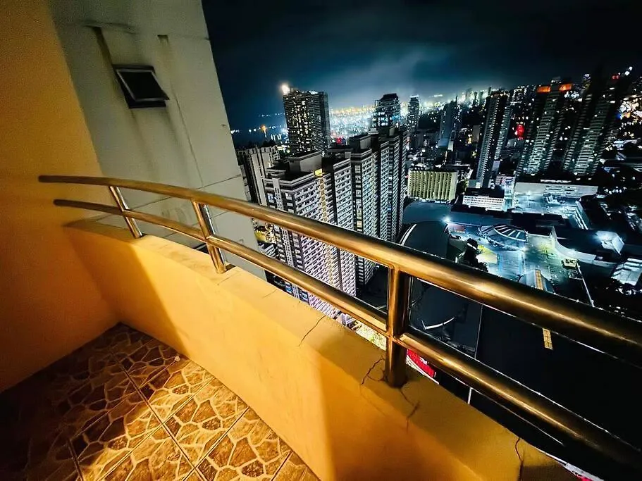 Birch Tower A3 Front Of Robinson Mla Freepool Apartment Manila Philippines